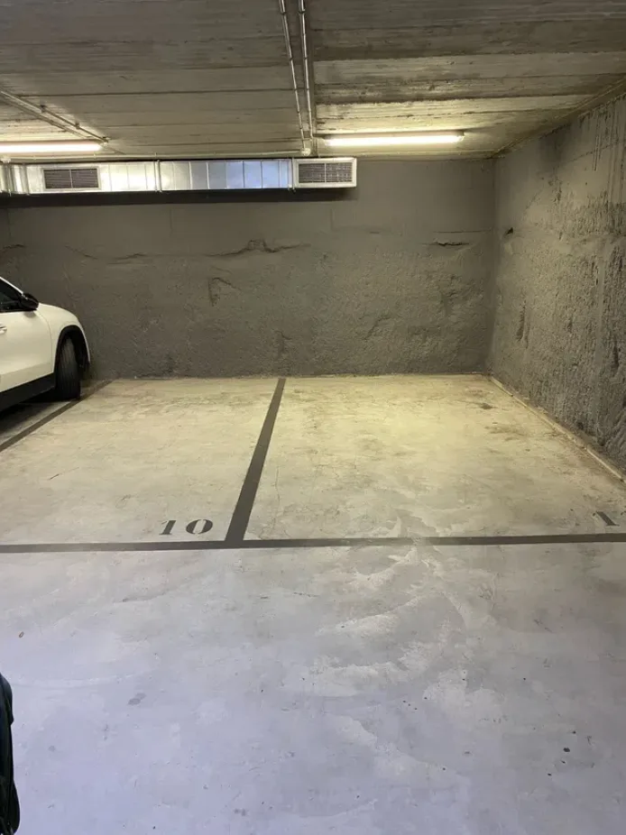 Plaza para coche grande en General Manso, muy fácil acceso