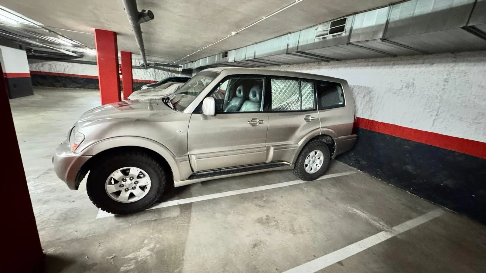 Plaza de Parking Sant Feliu de Llobregat coche grande