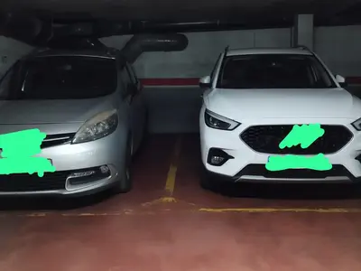 2 plazas de 11m2 cada una (foto 1 de 2)